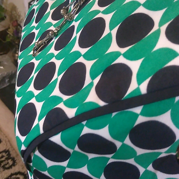 Decadent Doncaster dress - Picture 5 of 11